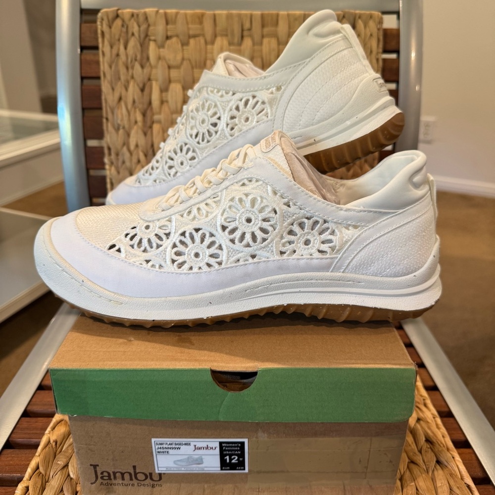Jambu Sneakers size 12 W Sunny Eyelet Plant Based White Shoes Speckled Rubber